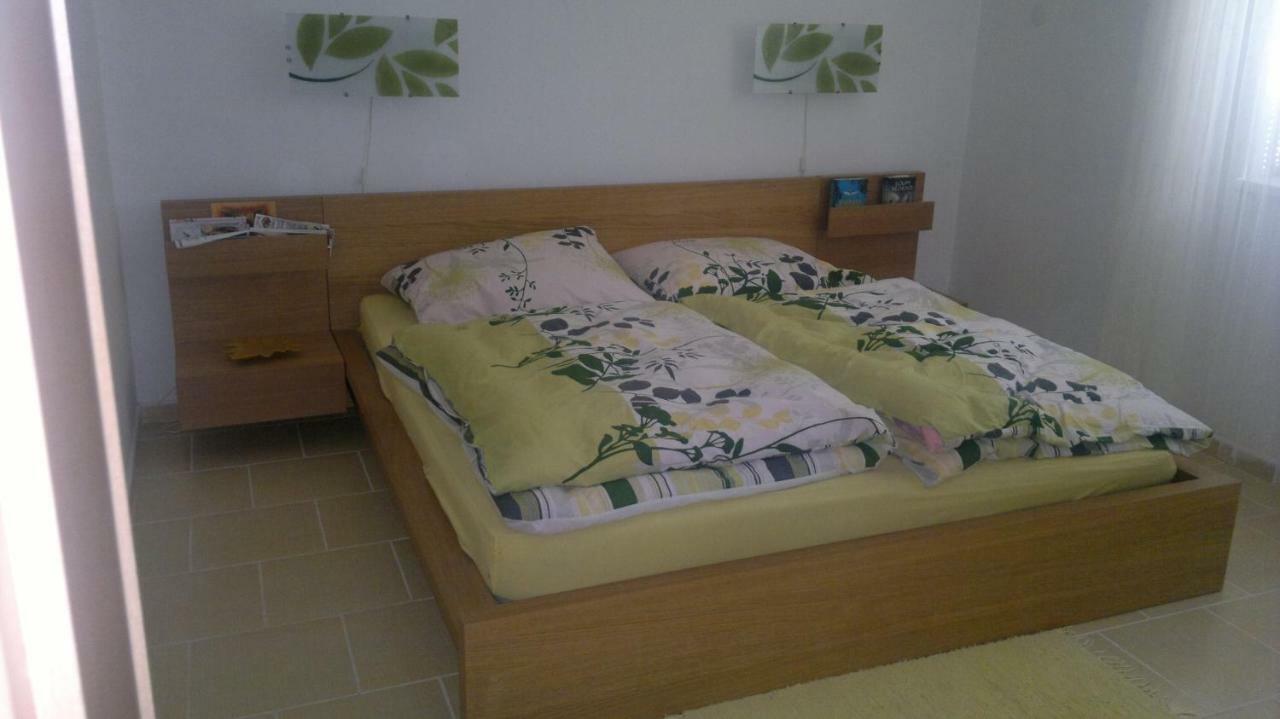 Apartman Срні Екстер'єр фото